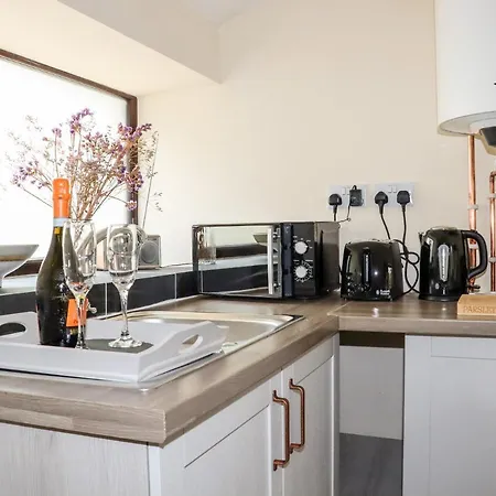 Lannlyvri Holiday home *